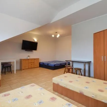 Pokoje Goscinne R10 Rewa Exteriér fotografie